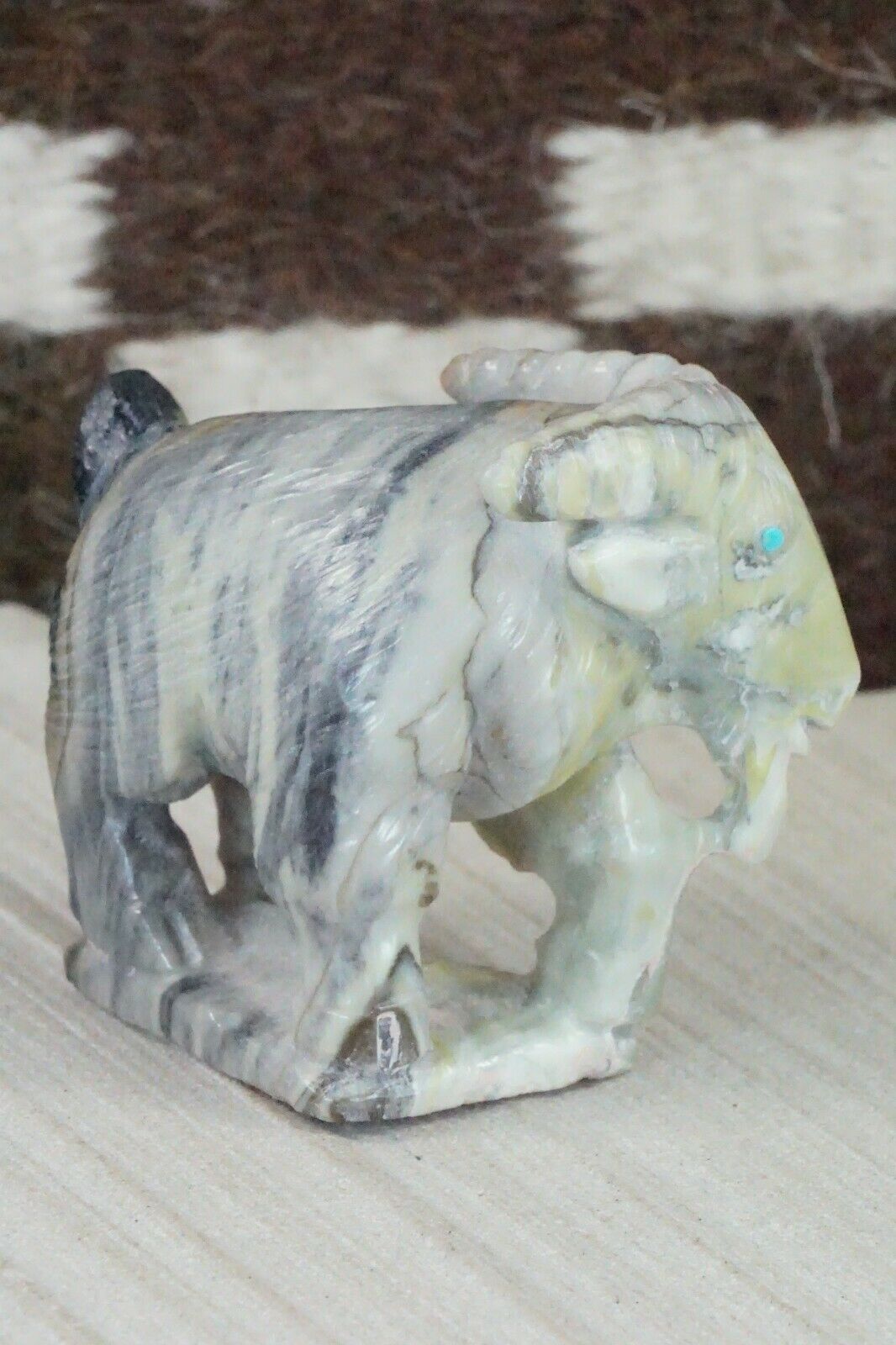 Billy Goat Zuni Fetish Carving - Derrick Kaamasee