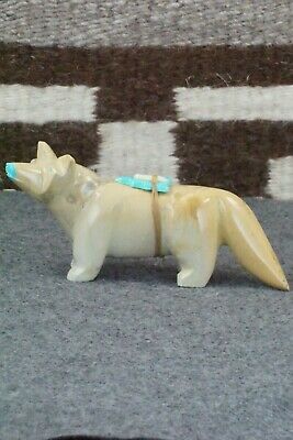 Wolf Zuni Fetish Carving - Enrike Leekya