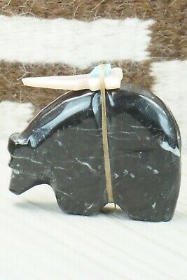 Bear Zuni Fetish Carving - Ariane Quam