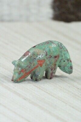 Wolf Zuni Fetish Carving - Andres Quandelacy