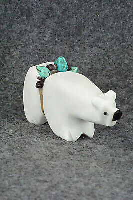 Bear Zuni Fetish Carving - Tim Lementino