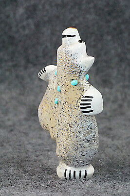 Bear Zuni Fetish Carving - Claudia Peina