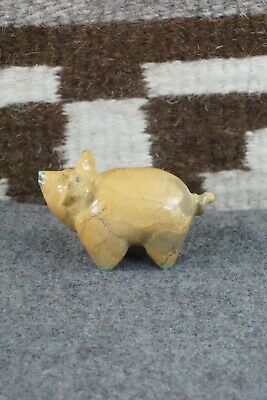 Pig Zuni Fetish Carving - Enrike Leekya