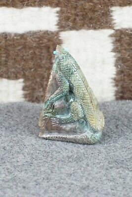 Lizard Zuni Fetish Carving - Jarvis Bellson