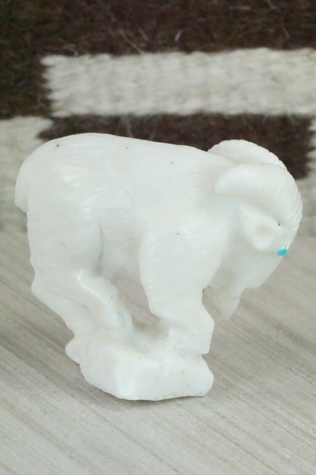 Goat Zuni Fetish Carving - Derrick Kaamasee