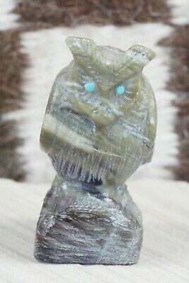 Owl Zuni Fetish Carving - Derrick Kaamasee