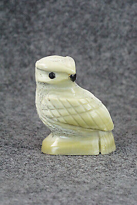 Owl Zuni Fetish Carving - Edison Bobelu