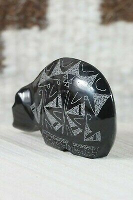 Bear Zuni Fetish Carving - Gerald Peina - High Lonesome Trading