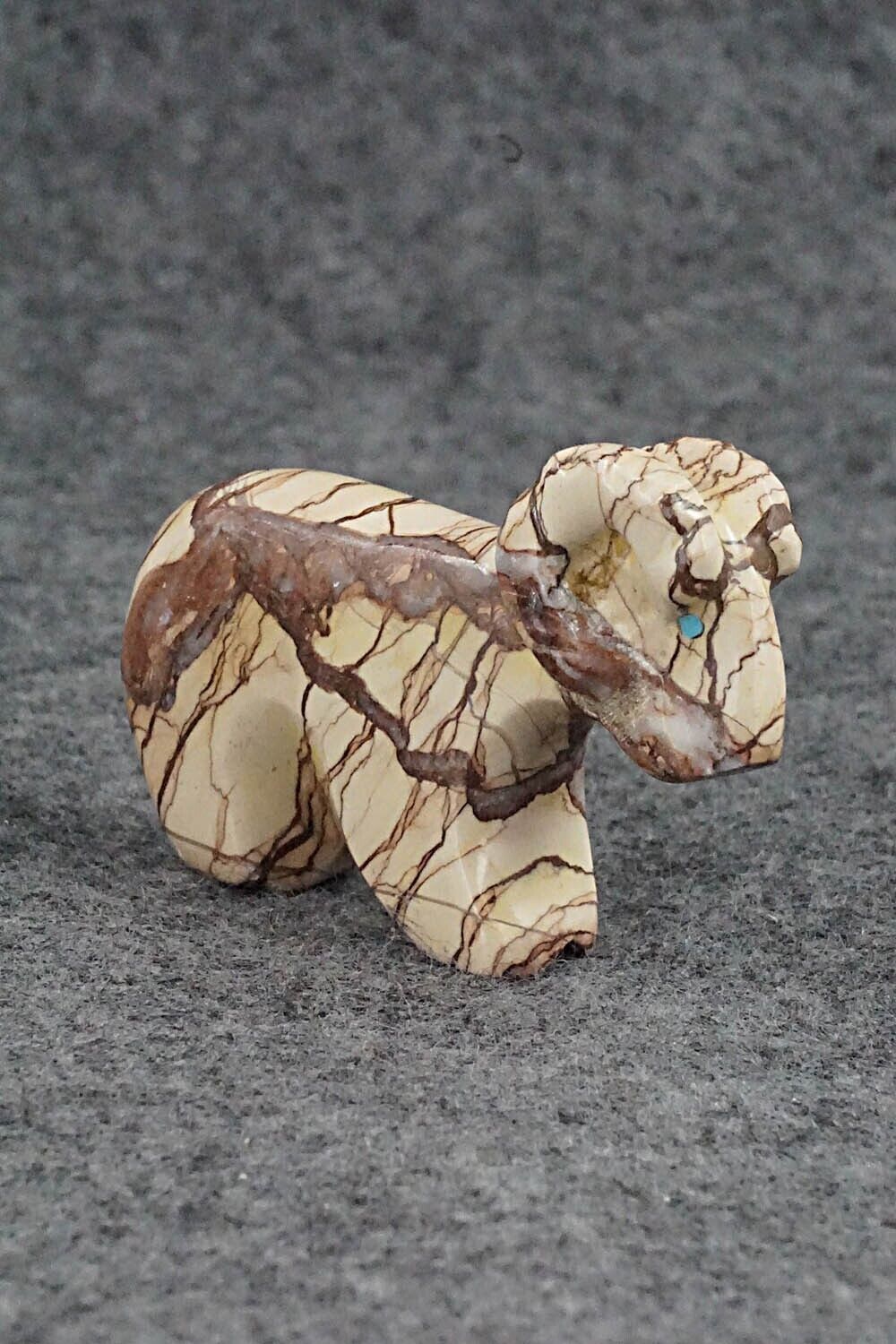 Ram Zuni Fetish Carving - Rodney Laiwakete