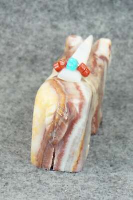Bear Zuni Fetish Carving - Alex Tsethlikai