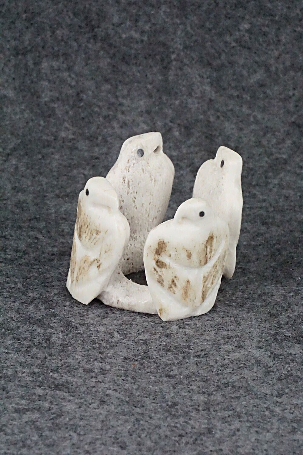 Eagle Zuni Fetish Carving - Maxx Laate
