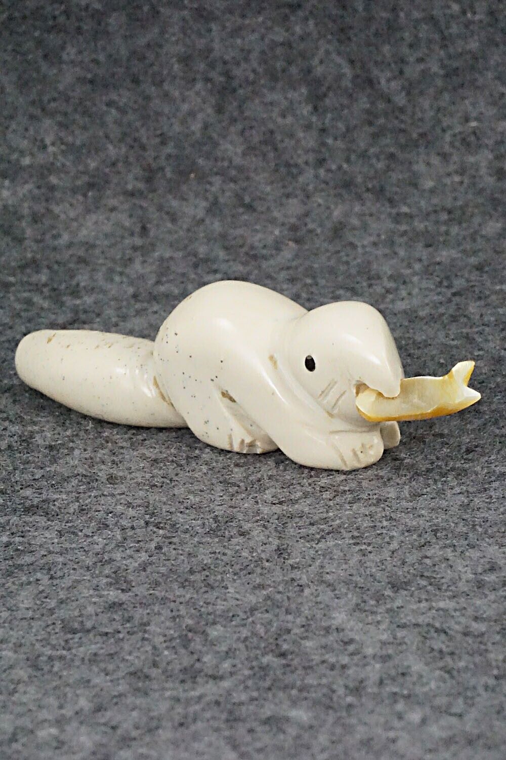 Otter Zuni Fetish Carving - Justin Red Elk