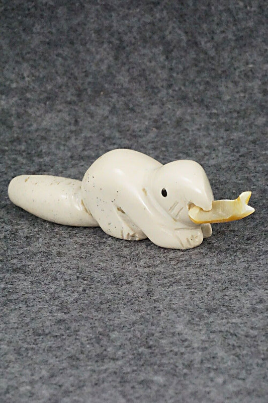 Otter Zuni Fetish Carving - Justin Red Elk