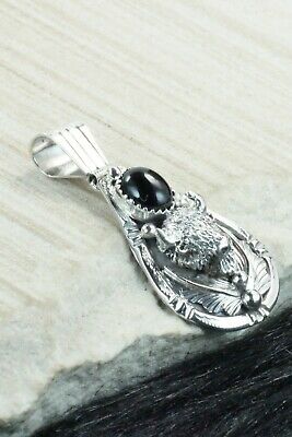 Onyx & Sterling Silver Pendant - Henry Attakai