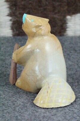 Beaver Zuni Fetish Carving - Enrike Leekya