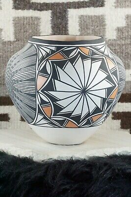 Acoma Pottery - B.D. Garcia