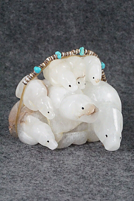 Bear Zuni Fetish Carving - Ed Lementino