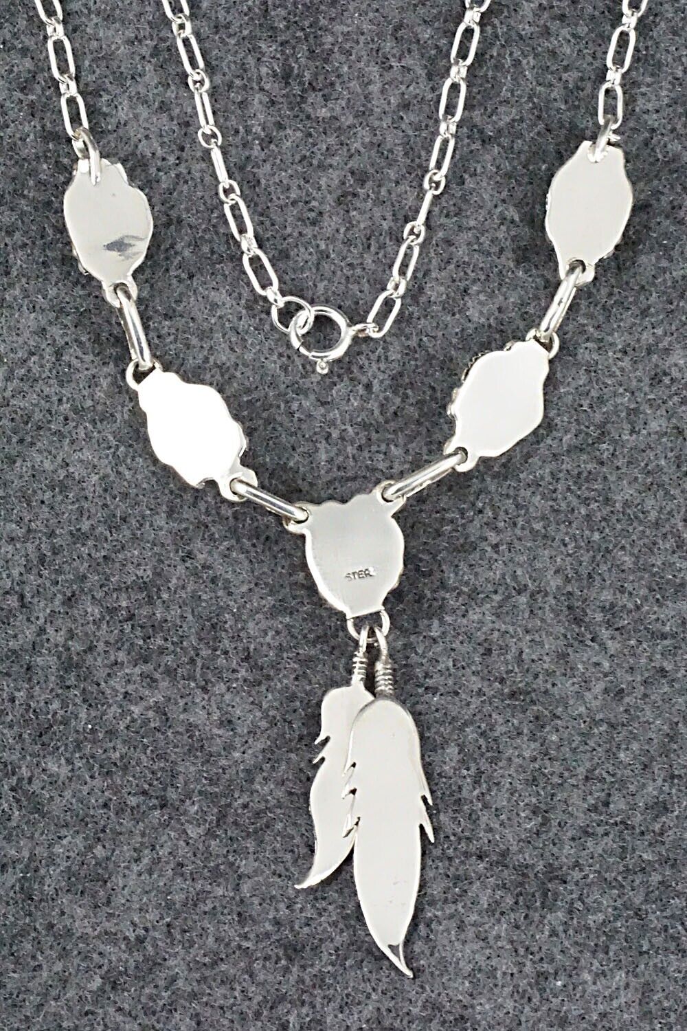 Turquoise & Sterling Silver Necklace - Verley Betone