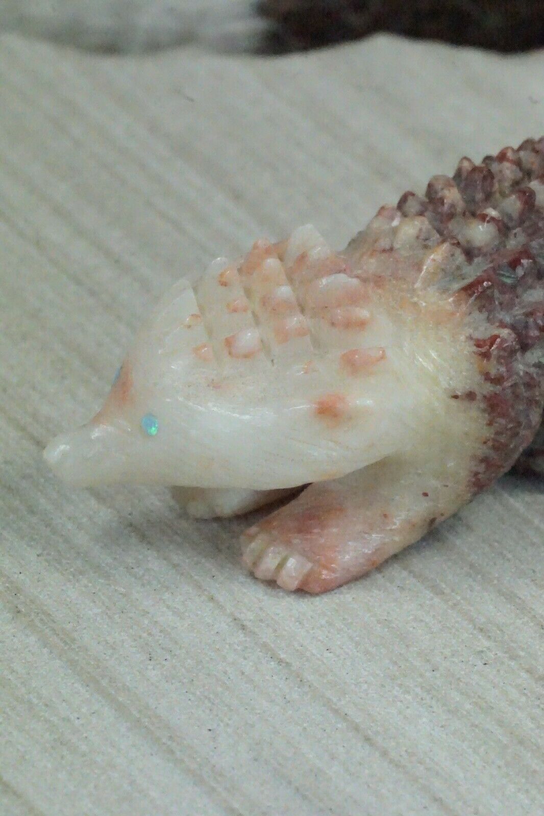 Porcupine Zuni Fetish Carving - Jonas Hastito