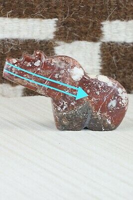 Bear Zuni Fetish Carving - Bernard Laiwakete