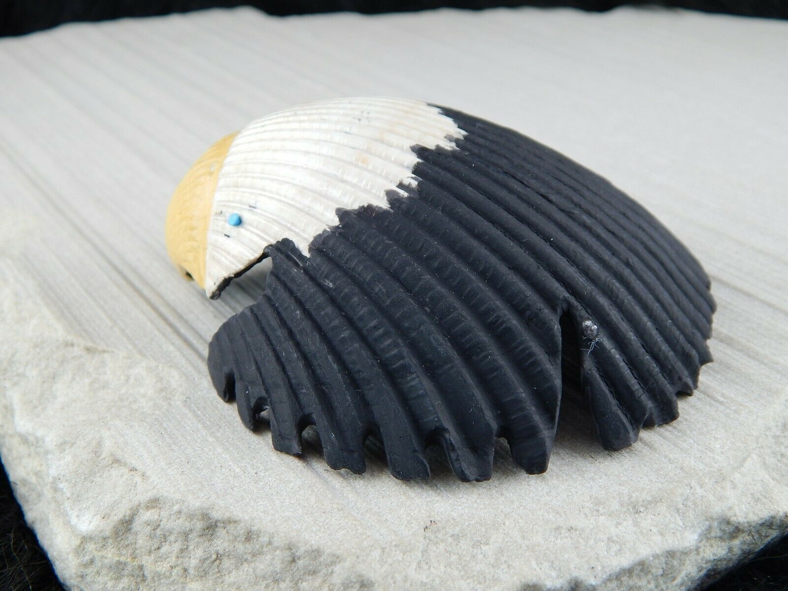 Eagle Zuni Fetish Carving - Kelly Lementino - High Lonesome Trading