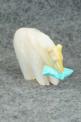 Bear Zuni Fetish Carving - Andres Quandelacy
