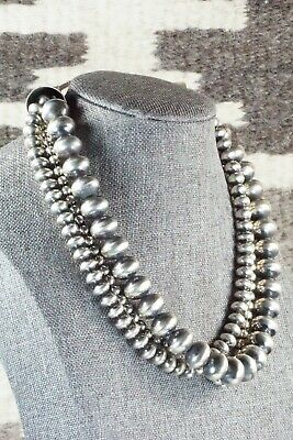 Navajo Pearl Necklace - Jan Mariano