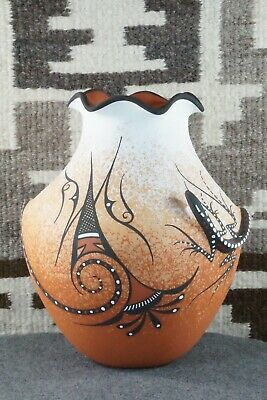 Zuni Pottery - Deldrick Cellicion