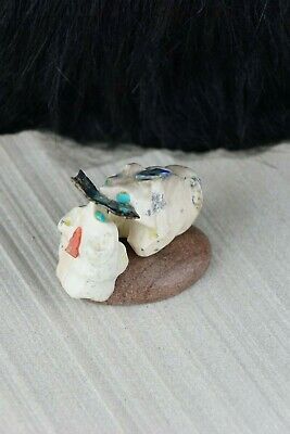 Bear Zuni Fetish Carving - Della Haloo - High Lonesome Trading