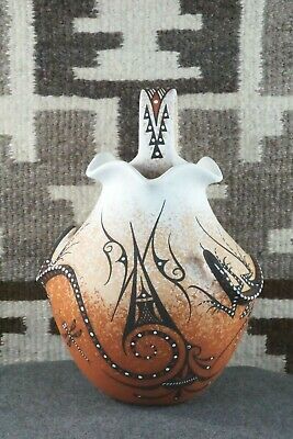 Zuni Pottery - Deldrick Cellicion