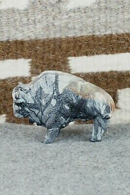 Buffalo Zuni Fetish Carving - Herbert Him