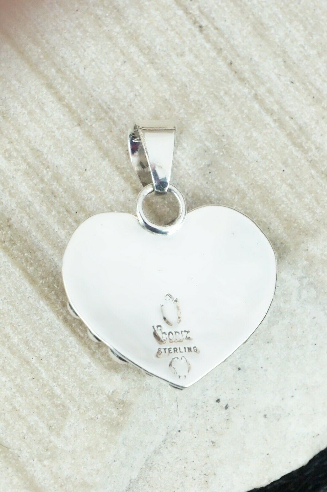 Spiny Oyster & Sterling Silver Pendant - Raymond Coriz