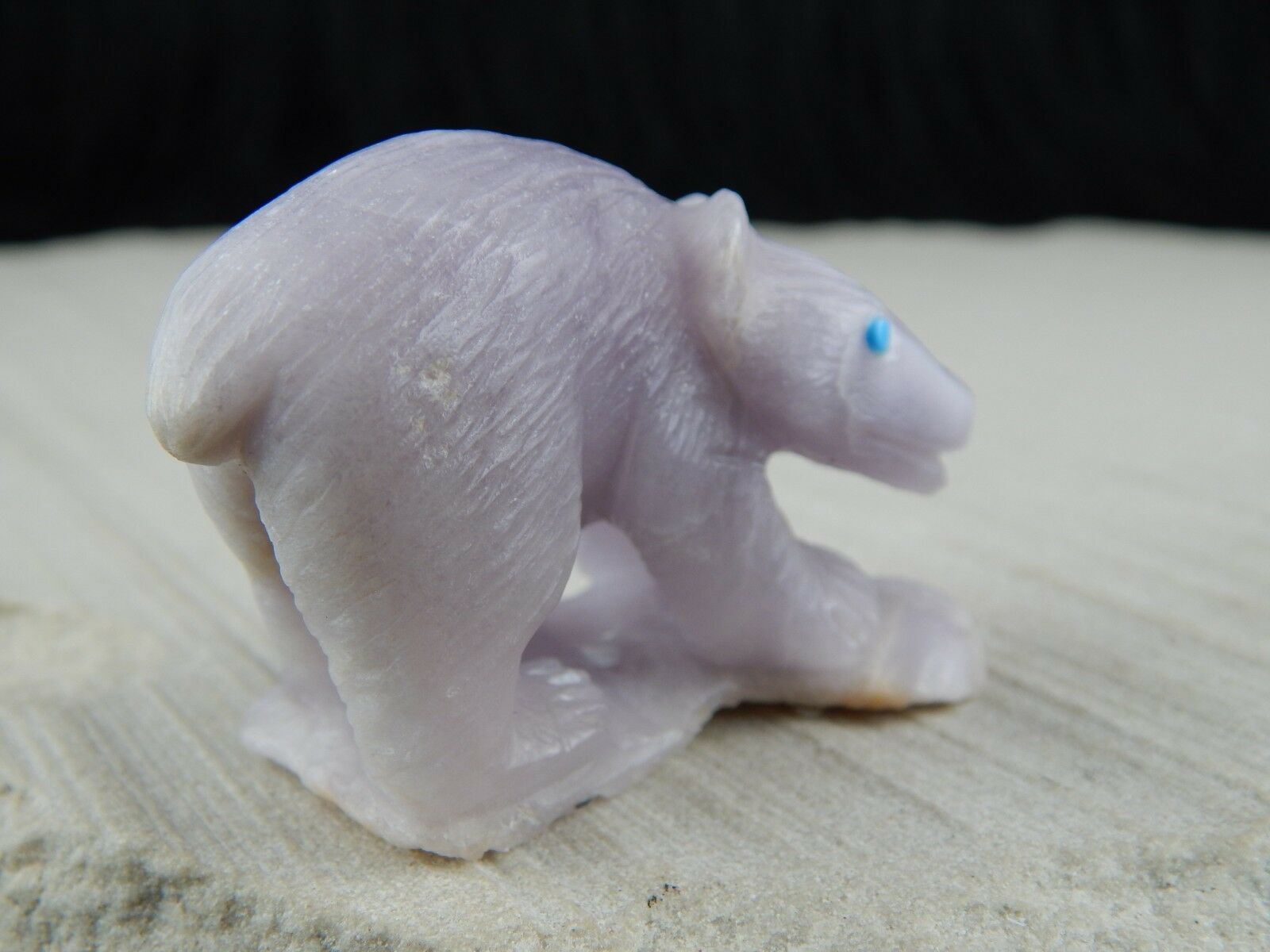 Bear Zuni Fetish Carving - Derrick Kaamasee - High Lonesome Trading