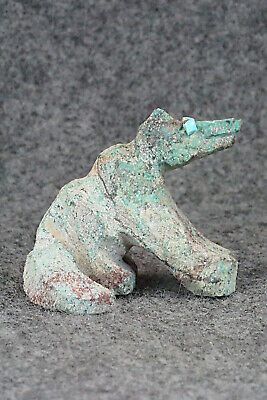 Wolf Zuni Fetish Carving - Jon Quam