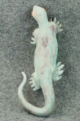 Lizard Zuni Fetish Carving - Peter Natewa