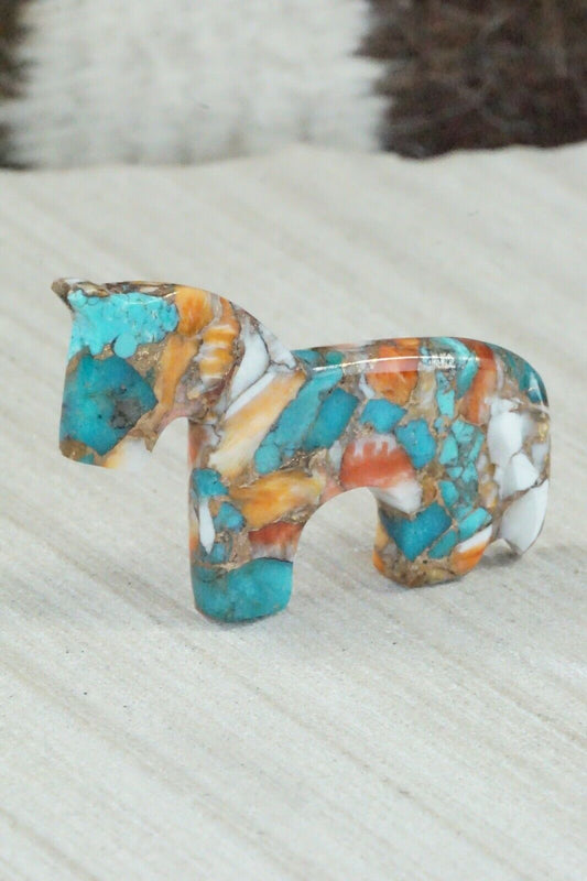 Horse Zuni Fetish Carving - Bernard Laiwakete