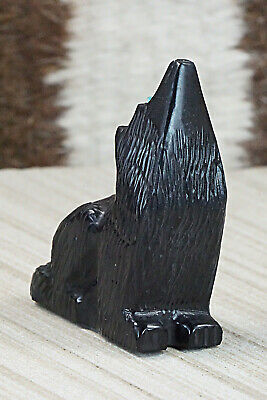 Wolf Zuni Fetish Carving - Mike Tucson