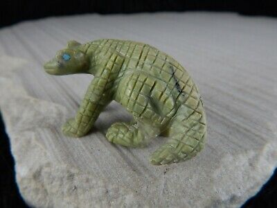 Lizard Zuni Fetish Carving - Wilfred Cheama - Zuni Lizard Carving - High Lonesome Trading