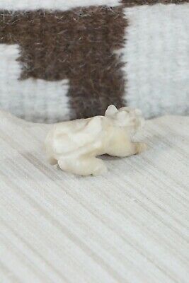 Mountain Lion Zuni Fetish Carving - Wilfred Cheama