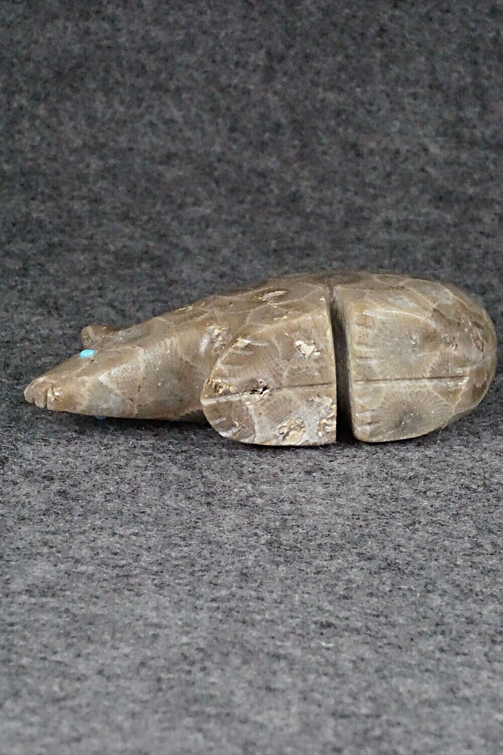 Bear Zuni Fetish Carving - Ronnie Lunasee