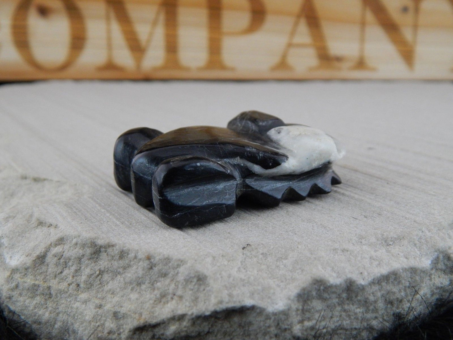 Frog Zuni Fetish Carving - Kelly Lementino - High Lonesome Trading