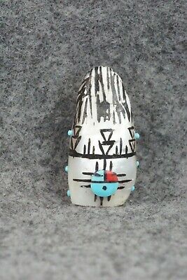 Corn Maiden Zuni Fetish Carving - Jared Amesoli