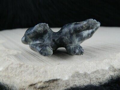 Bear Zuni Fetish Carving - Calvin Weeka - High Lonesome Trading