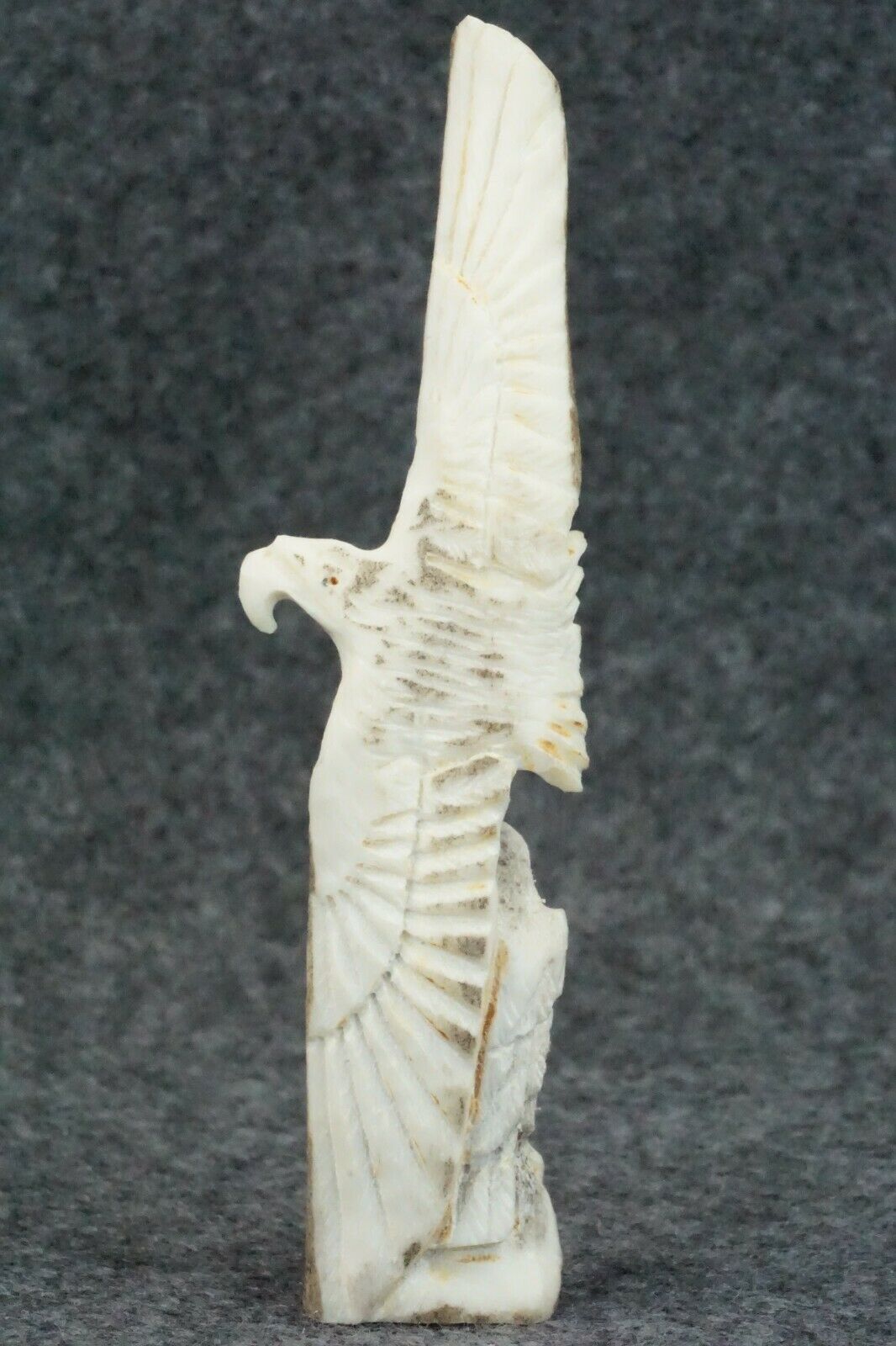 Eagle Zuni Fetish Carving - Lewis Malie Jr.