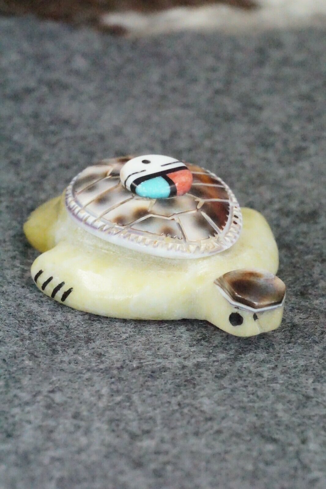 Turtle Zuni Fetish Carving - Darrin Boone - High Lonesome Trading