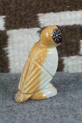 Owl Zuni Fetish Carving - Enrike Leekya