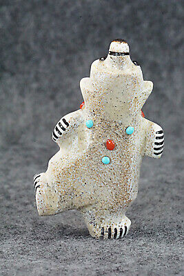 Bear Zuni Fetish Carving - Claudia Peina