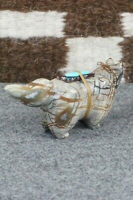 Wolf Zuni Fetish Carving - Freddie Leekya
