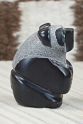 Bear Zuni Fetish Carving - Reynold Lunasee