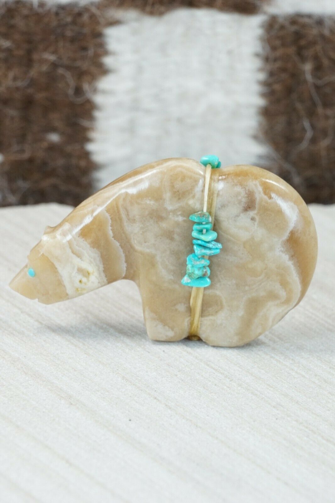 Bear Zuni Fetish Carving - Paulette Quam